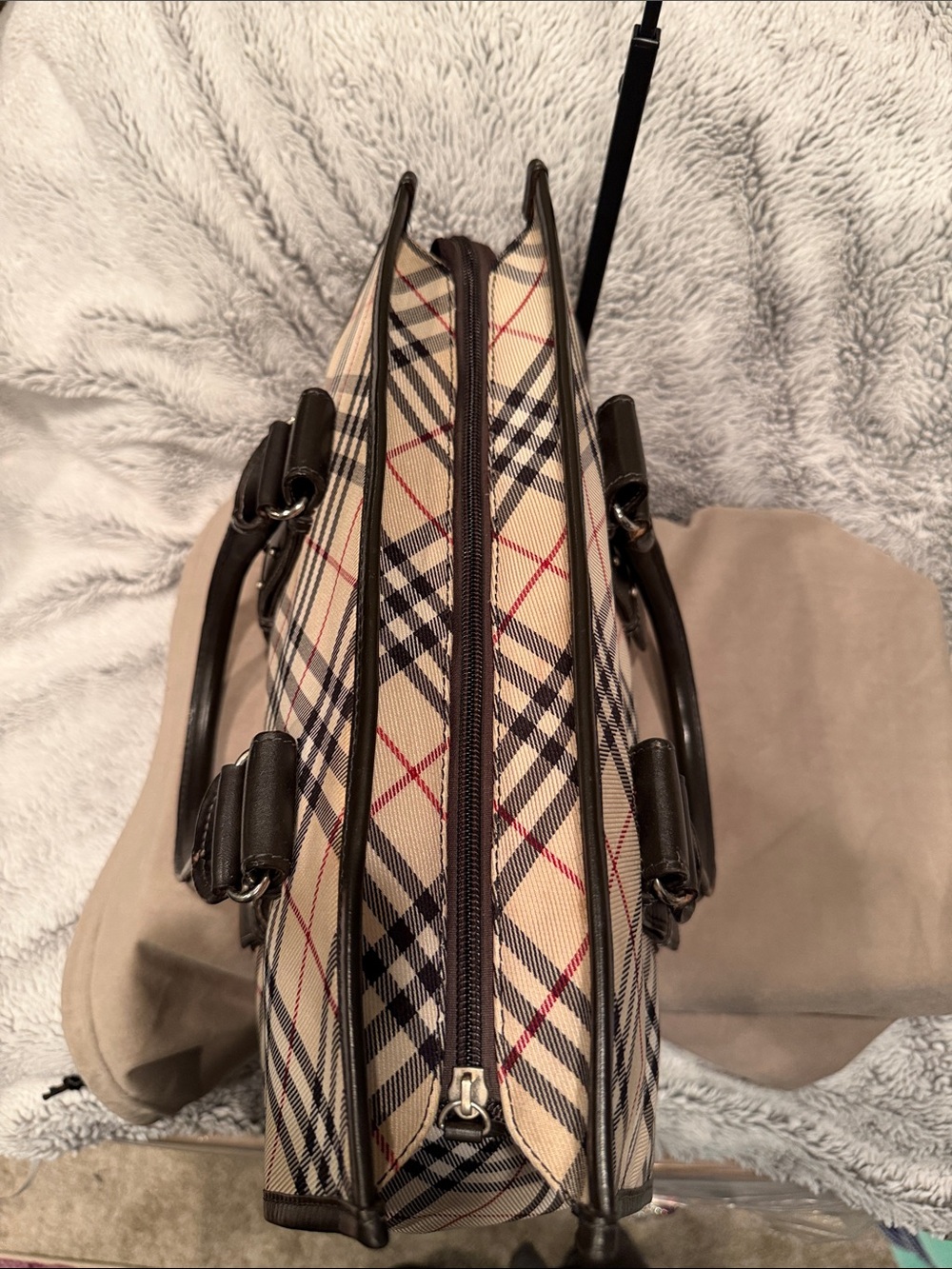 Burberry Blue Label 👜 COA Included - Picture 14 of 14